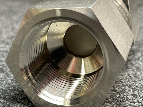 Swagelok / Nupro Check Valve, Spring, 100PSI, 316 Stainless Steel, 1.25" FNPT