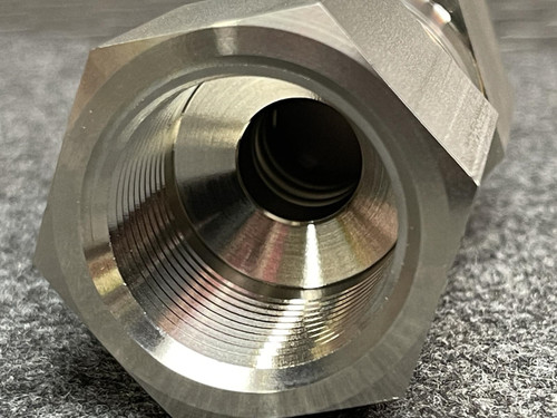 Swagelok / Nupro Check Valve, Spring, 100PSI, 316 Stainless Steel, 1.25" FNPT