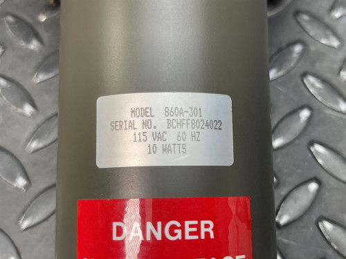 Varian 524-2 Cold Cathode Vacuum Gauge w/ Varian 860A Gauge & Cables