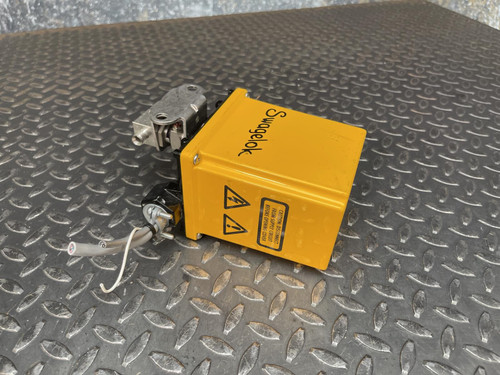 Swagelok MS-142DC Actuator w/ SS-43GS4-42DC Valve