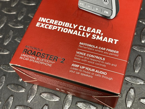 Motorola Roadster 2 Wireless Bluetooth in-car Portable Speakerphone - NIB