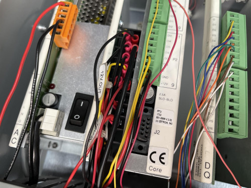 Zetron 1732 RTU w/ Enclosure Includes Mix Modules 950-9887