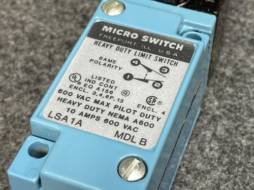 Micro Switch LSA1A Heavy Duty Limit Switch, SPDT, 600VAC, 10A, Side Rotary - NEW