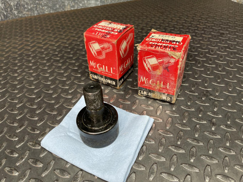 Lot of 2, McGill CF-2-1/2-S Flat Cam Follower, Bearing, 2.5" Roller, 2.25" Stud McGill CF-2-1/2-S