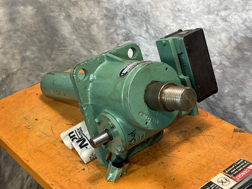 Duff Norton Actuator - LTM-9020-15 Worm Gear Jactuator 20-Ton Screw Jack - Fast delivery from Obtainium Science & Industry Surplus - obtainsurplus.com
