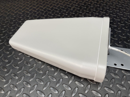 Wilson 314411 Wide Band Directional Antenna - Unused