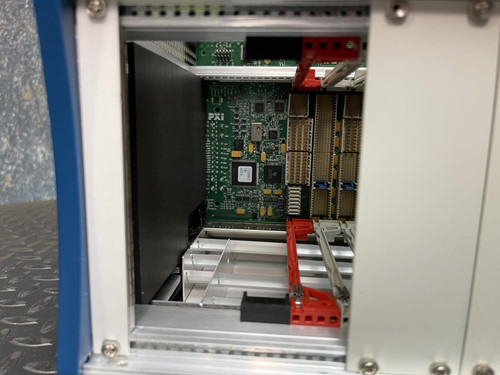 National Instruments PXIe-1062Q 8-Slot PXI Chassis