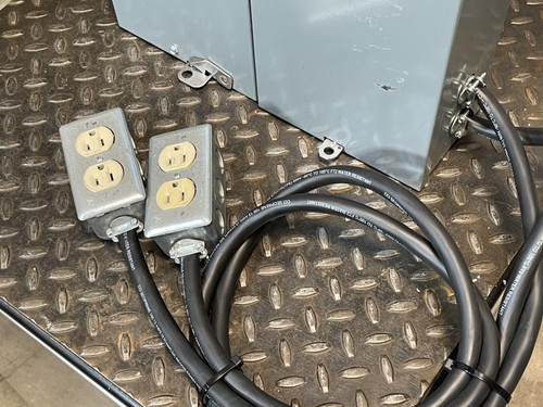 Square D SC1624M100S Meter Socket 16 Space 24 Circuits w/ Main Breaker 100A