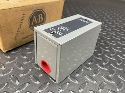 Allen Bradley 836-C6A Pressure Control Switch 100psi 1/4in - New