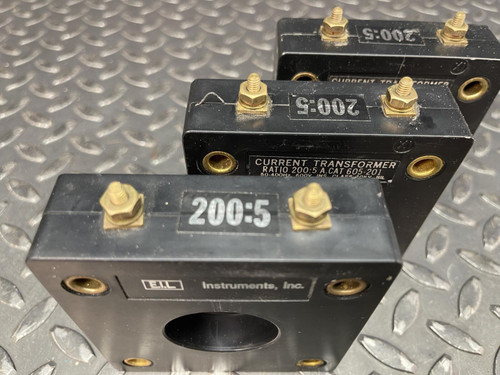Lot of 3, EIL/E.I.L. 605-201 Ratio Current Transformer 200:5 600 VAC 10 KV BIL