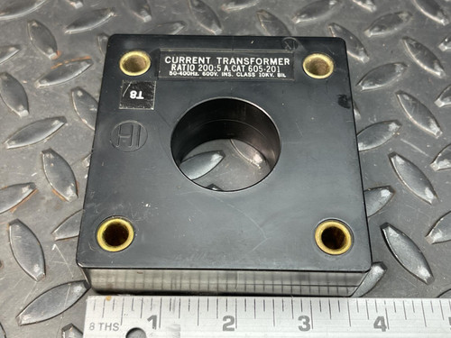 Lot of 3, EIL/E.I.L. 605-201 Ratio Current Transformer 200:5 600 VAC 10 KV BIL