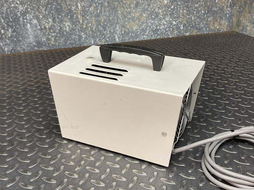 Cole Parmer 9741-50 Illuminator Light Source for Fiber Optic - Tested