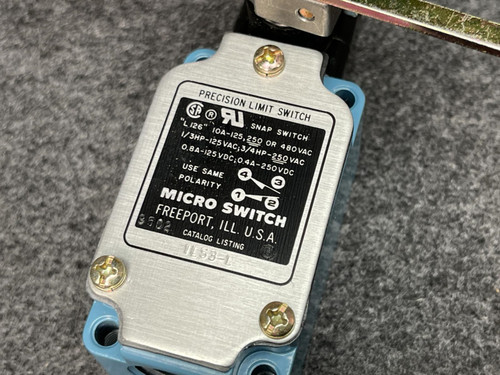 Honeywell 1LS3-L Limit Switch, Side Rotary Roller, 10 A, 480 V