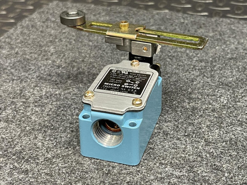 Honeywell 1LS3-L Limit Switch, Side Rotary Roller, 10 A, 480 V