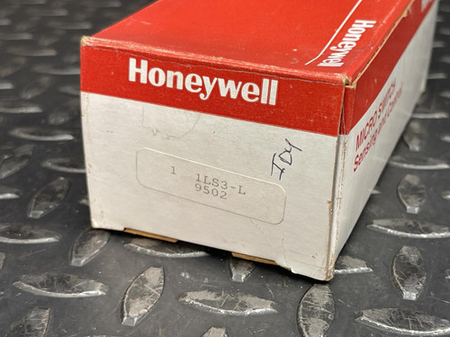 Honeywell 1LS3-L Limit Switch, Side Rotary Roller, 10 A, 480 V