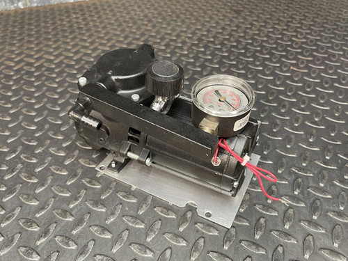 Thomas 107 Series 107CDC20-898 Diaphragm Vacuum Pump /Compressor 12VDC