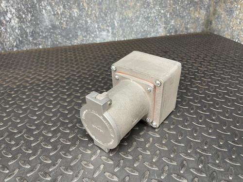 Cooper 60A, 600V, 4W Power-Lock Receptacle Cooper