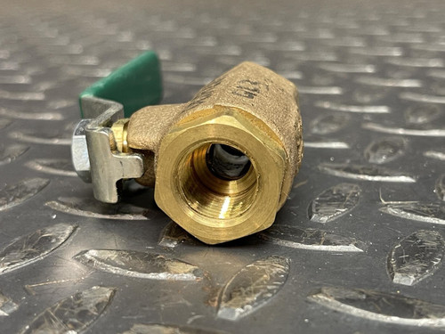 Lot of 2 Watts B6000 3/8" NPT Ball Valve 150 WSO, 600 WOG - Unused