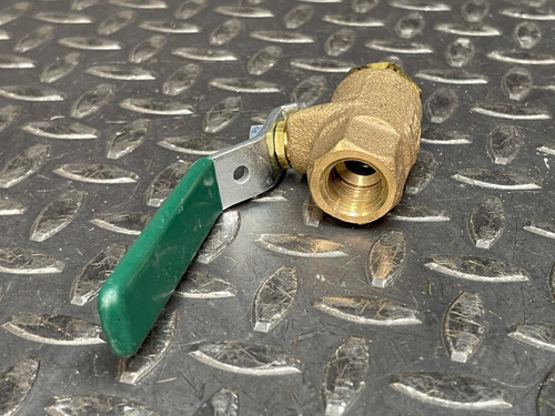 Lot of 2 Watts 3/8" NPT Ball Valve B6000, 150 WSO, 600 WOG - Unused