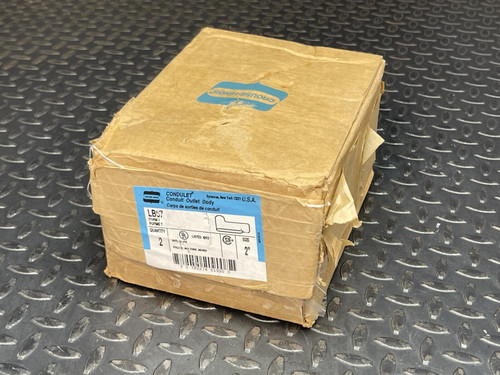 Lot of 2 Crouse-Hinds LB67 2" Conduit Body Form 7 - Unused