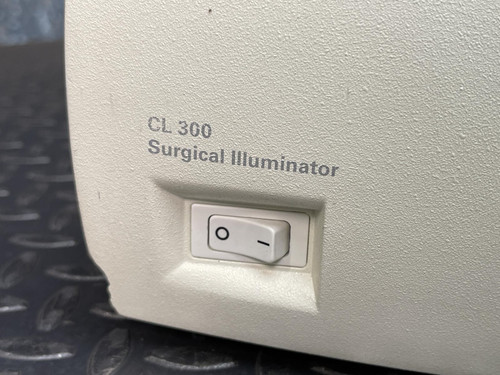 Welch Allyn CL 300 Surgical Illuminator Ref 90123