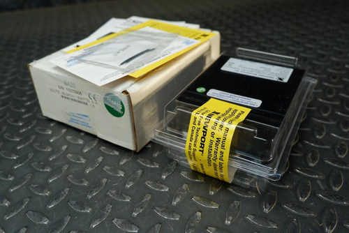 Newport i8A33 iSeries Digital Panel Meter Temp/Process Controller - New Newport i8A33