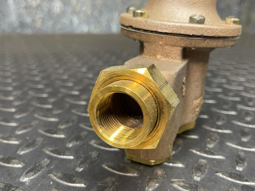 Watts Regulator Co. 3/4 inch U5B, 5M3 Water Reducing Valve and Strainer - Unused