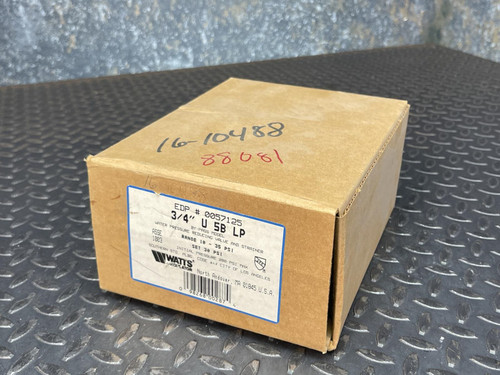 Watts Regulator Co. 3/4 inch U5B, 5M3 Water Reducing Valve and Strainer - Unused