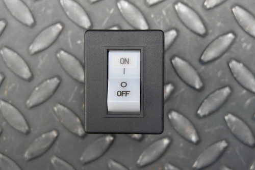 Lot of 9, ETA 3120-F621-P7T1-R 12L Thermal Overload Switch 250VAC 28VDC 2.5A