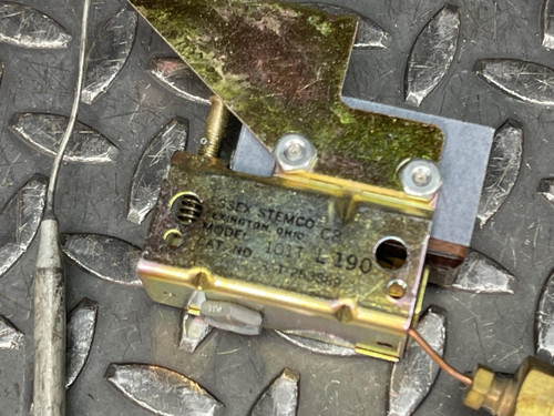 Stemco 351-253889 Capillary Thermostat 80°F to 180°F