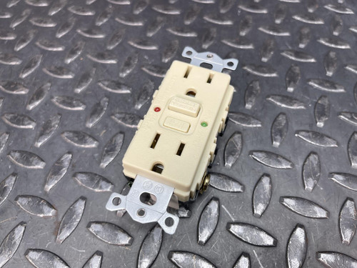 Lot of 3 Hubbell GFST15I Commercial Self Test GFCI Outlets, Ivory - Unused