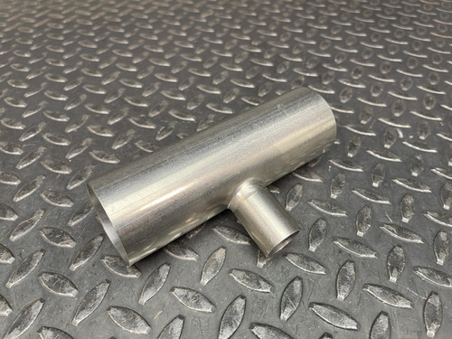 Lot of 2, 3-Way Reducing Tee, Vacuum, Weld On 2" To 1" OD, 316 Stainless Steel