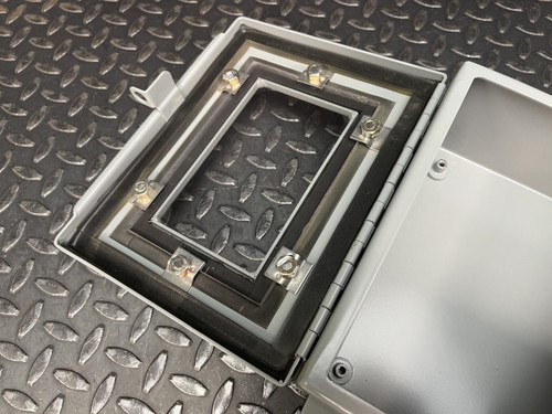 Underwiters Laboratories Cut Out Box Type 12 &13 Windowed Enclosure 8x6x4 Unused