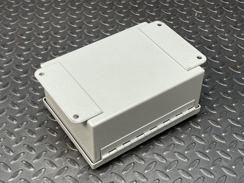 Underwiters Laboratories Cut Out Box Type 12 &13 Windowed Enclosure 8x6x4 Unused