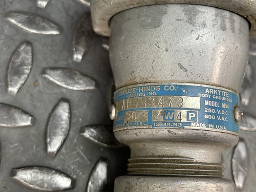 Crouse-Hinds Arktite Plug APJ-3473 M54