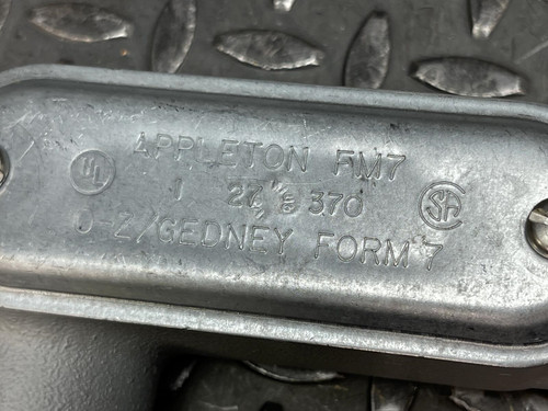 Lot of 3 Appleton LR37, 1", 0-Z/Gedney FM7 Form 7 Conduit Body w/ Cover - Unused