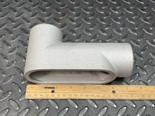 Crouse-Hinds Conduit Body LB57 1-1/2" - Unused