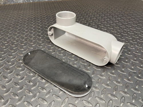 Raco Incorporated RLL200 Conduit Body 2", w/ Cover - Unused Raco Incorporated