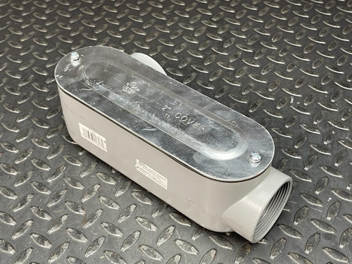 Raco Incorporated RLL200 Conduit Body 2", w/ Cover - Unused