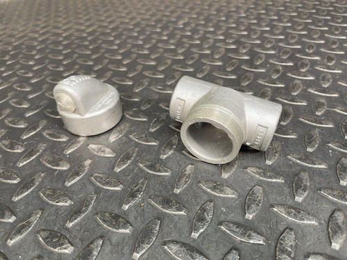 Lot of 2 Killark EYS Electrolet EYS-1 Conduit Fittings 1/2" - Unused