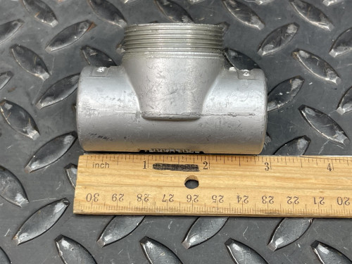 Lot of 2 Killark EYS Electrolet EYS-1 Conduit Fittings 1/2" - Unused