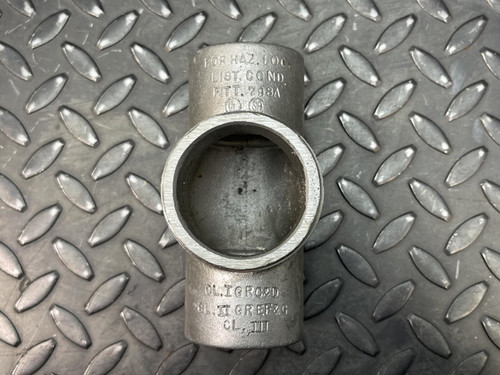 Killark EYS Electrolet EYS-4 Conduit Fitting 1-1/4" - Unused