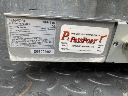 Kenwood UHF 400-430 MHz 5 Watt 32ch TKR-840-3 PASSPORT Repeater