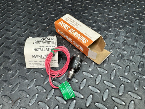 Gems Sensors LS-1700 Level Switch - Unused Gems Sensors LS=1700