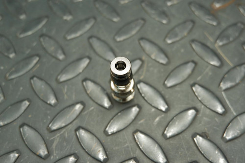 Lot of 24, F-Conn CM-RGB26-BNC Connector for 26AWG Coax New / Unused