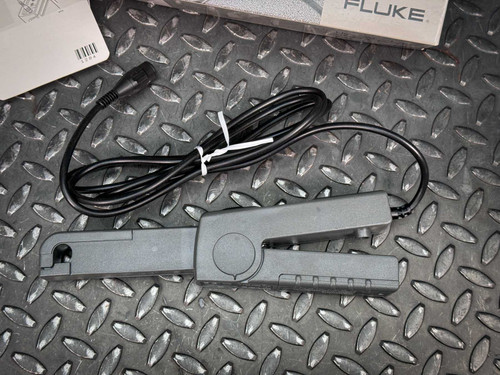 Fluke 80i-110s AC/DC Current Clamp/Probe for Precision Measurement - Unused - Fast delivery from Obtainium Science & Industry Surplus - obtainsurplus.com