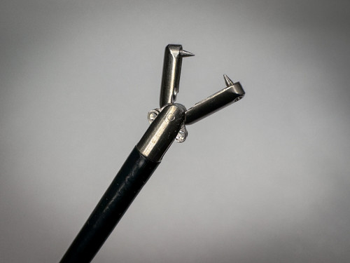Richard Wolf Laparoscopic Biopsy Forceps - Model 8383.101 - Fast delivery from Obtainium Science & Industry Surplus - obtainsurplus.com
