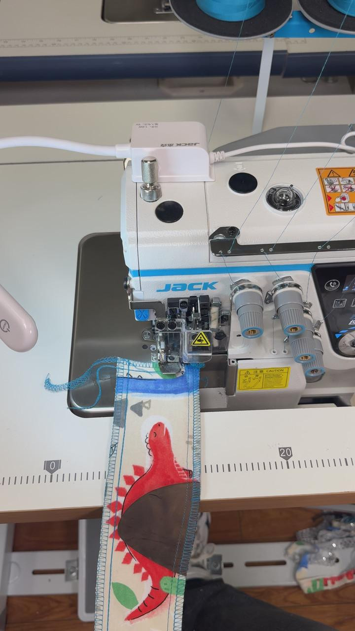 Jack C7-3-02/233 4 Thread Digital Overlock Fully Automatic