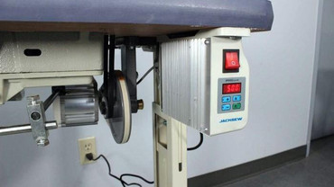 Enhancing Control and Precision: The Role of the Speed Reducer in Industrial Sewing Machines