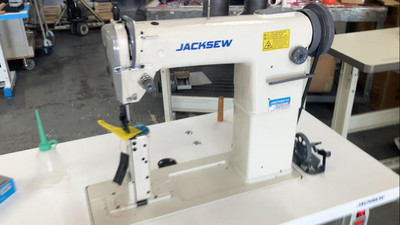 Jacksew® JS-810 Single Needle Drop Feed Post Bed Sewing Machine with Table and Servo Motor